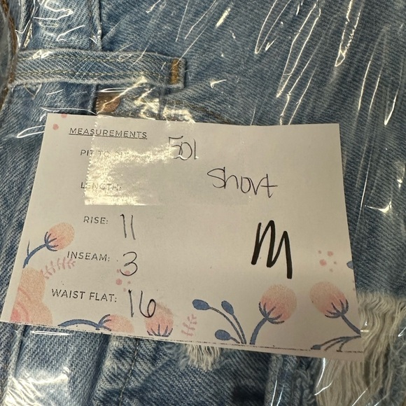 LEVIS 501 button fly distressed denim 100% cotton cowgirl boho festival short 28 - Picture 8 of 8
